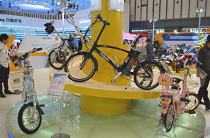 2012年南京展 直击新日电动车锂电池技术展台