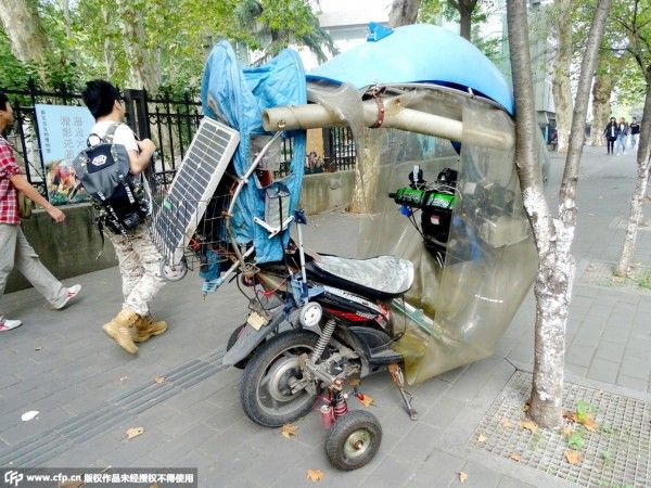 数学老师改装“太阳能电动车” 续航达百公里 