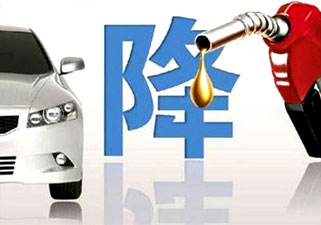 油降了税涨了，电动车行业“取了一场暖”