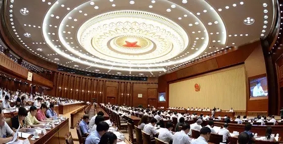 市民电动车被扣引全国人大审查纠正，地方政府还敢任性管制电动车吗？
