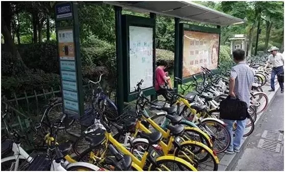 清场开始？杭州暂扣2.3万辆共享单车9家企业被约谈！