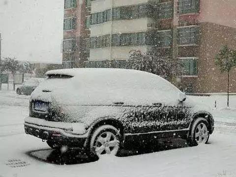 谁说电动车没有雪地模式？那是你不知道这些技巧……