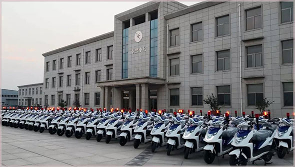 又有一城公安局启用小鸟警用巡逻车！