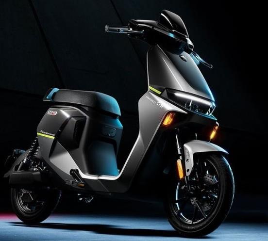 称霸鲁大师电动车评测排行榜，九号电动车智能化表现出众