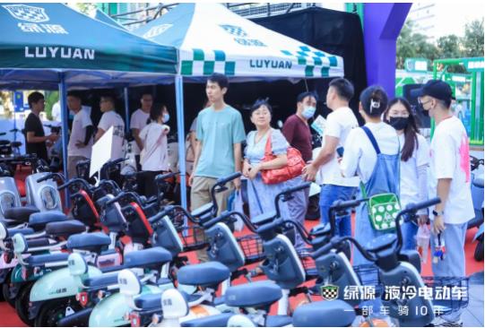 火爆热销难以复制！从绿源液冷超续航2.0系列，看产业未来发展的竞争核心！