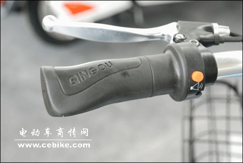 千里马小金鱼款电动车