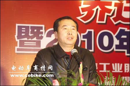 重庆嘉铃贝斯特总经理王念怀