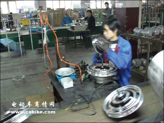 细说宏成永磁无刷中置电机和控制器产品